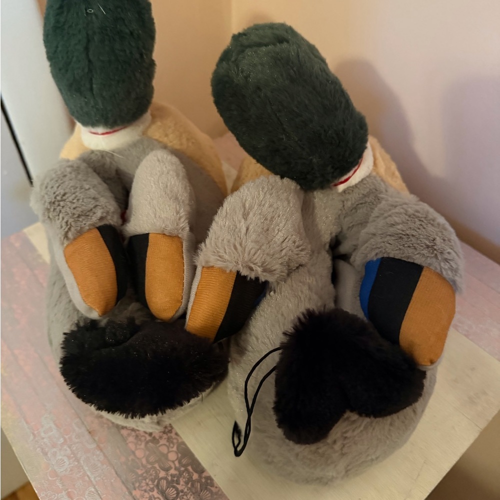 Slippers - Picture 4 of 4